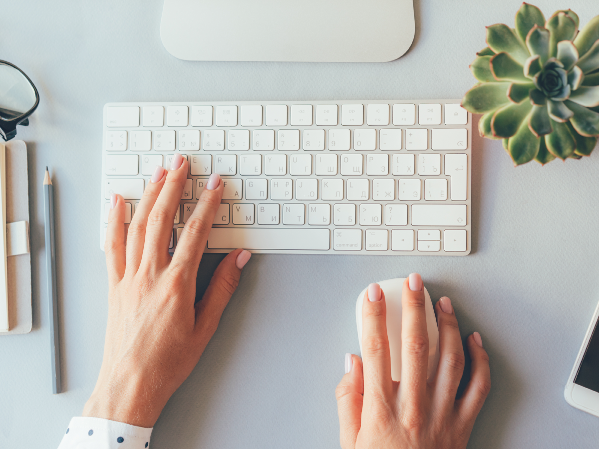 Business Use Cases and Example Prompts